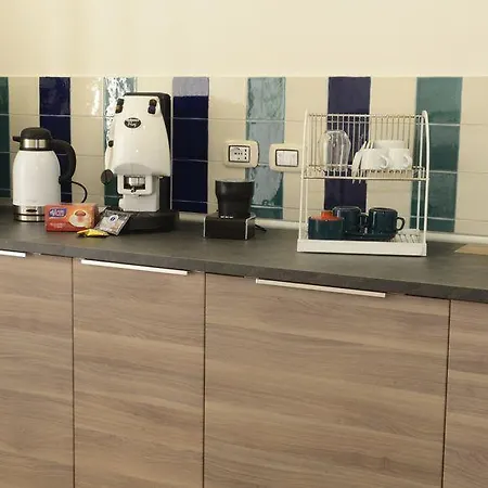 فندق مبيت وإفطار Fronte Del Porto 3*