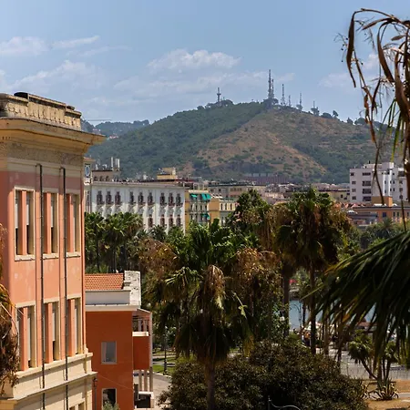 Fronte Del Porto Frühstückspension