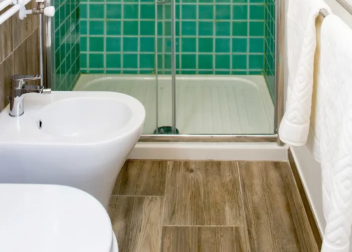 Fronte Del Porto 3* Σαλέρνο